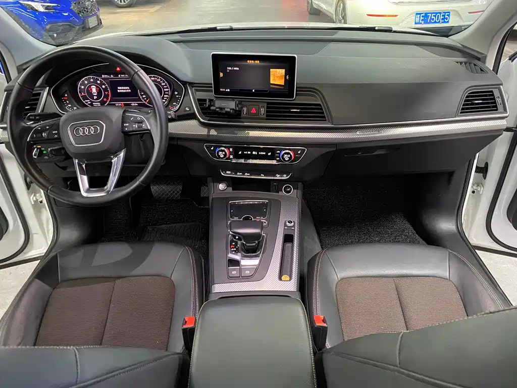 Audi Q5L — миниатюра 14