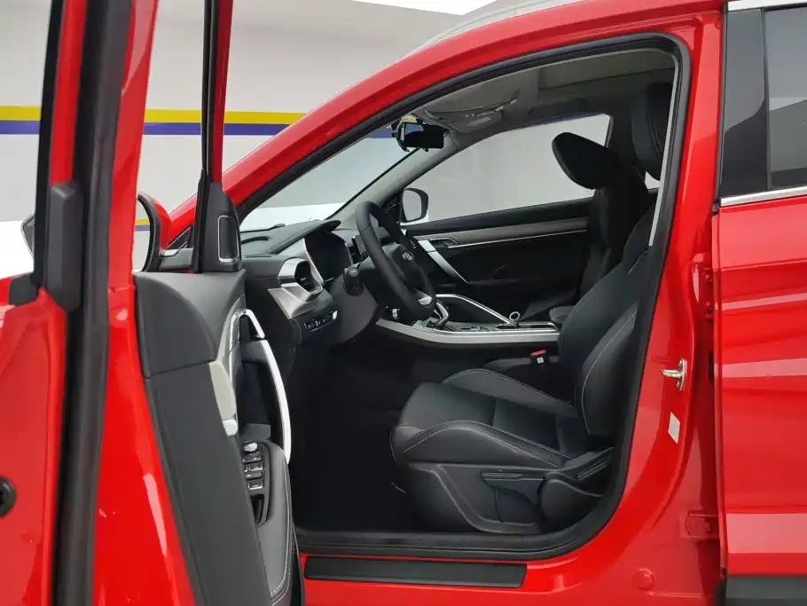 Geely Binyue — миниатюра 9