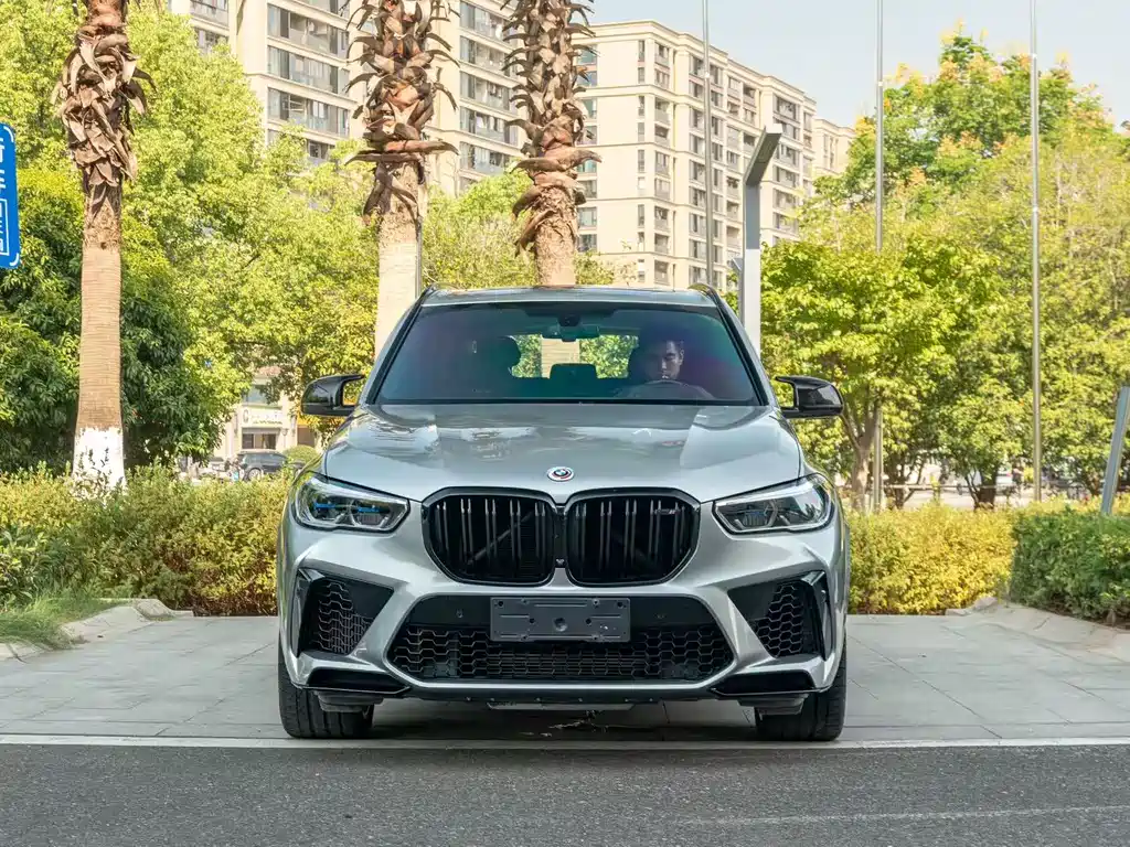 BMW X5 M
