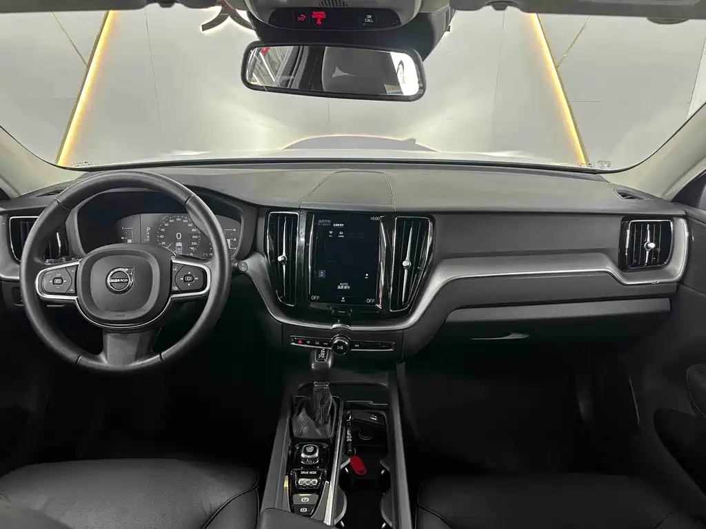 Volvo XC60 — миниатюра 5