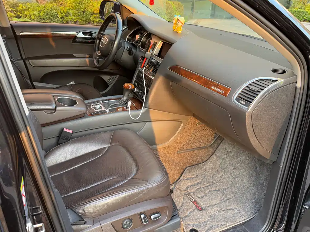 Audi Q7 2012 3.0 TFSI Comfort (200kW