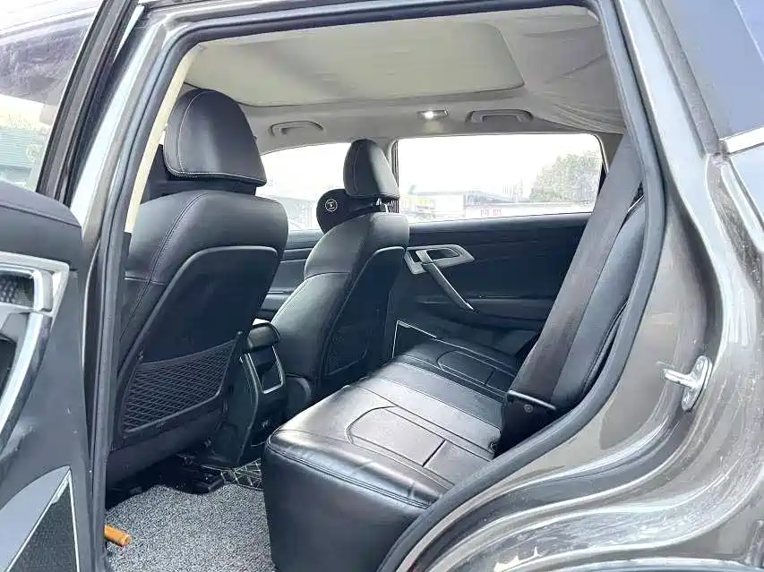 Geely Boyue — миниатюра 6