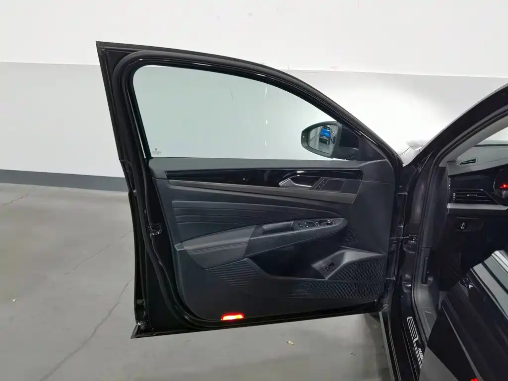 Volkswagen Passat — миниатюра 16