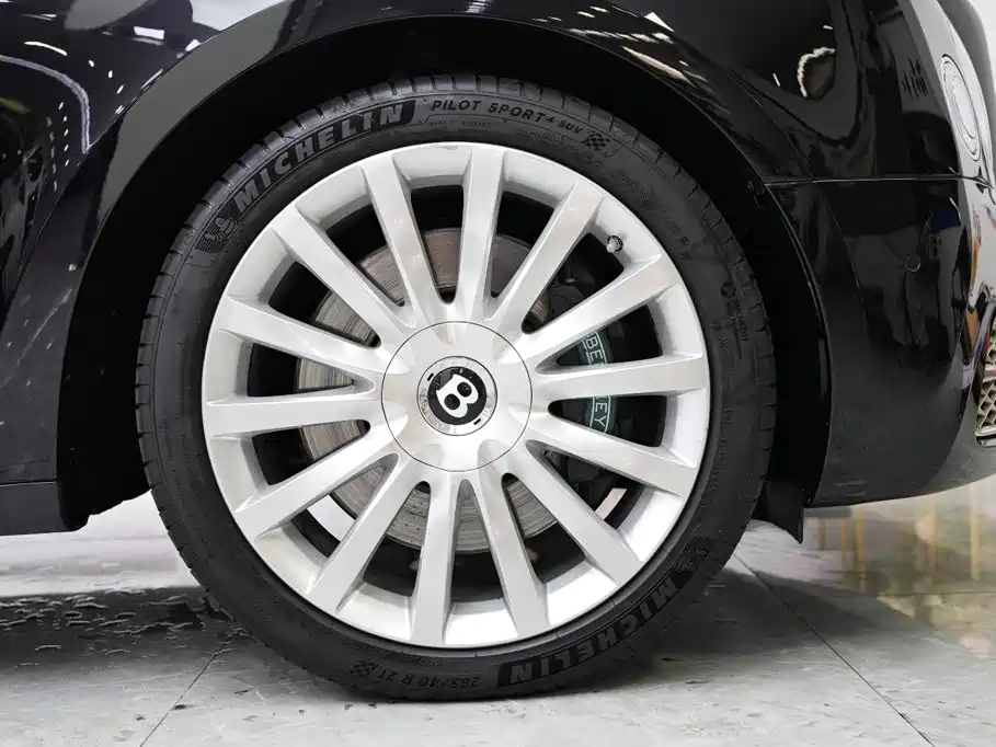 Bentley Mulsanne — миниатюра 5