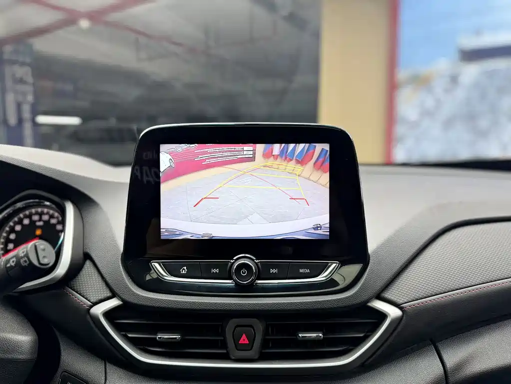 Chevrolet Volando — миниатюра 13