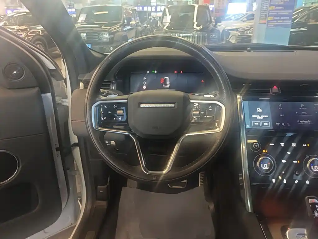 Land Rover Discovery Sport — миниатюра 11