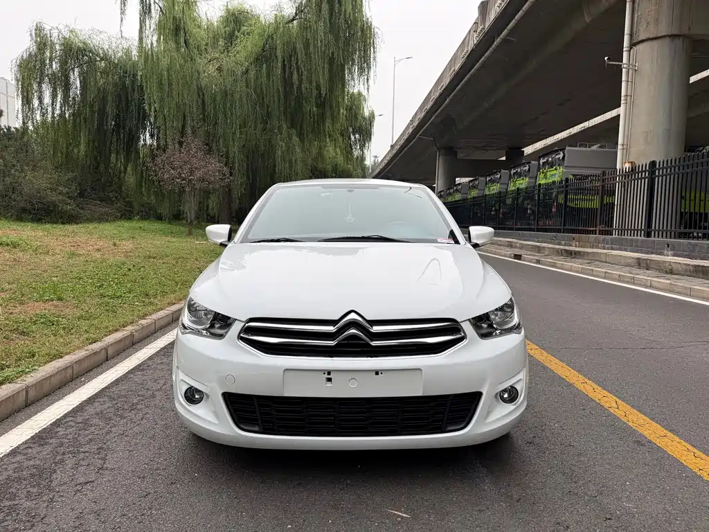 Citroen Elysee — миниатюра 2