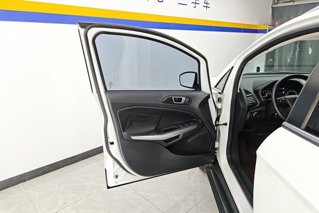Ford Ecosport — миниатюра 7