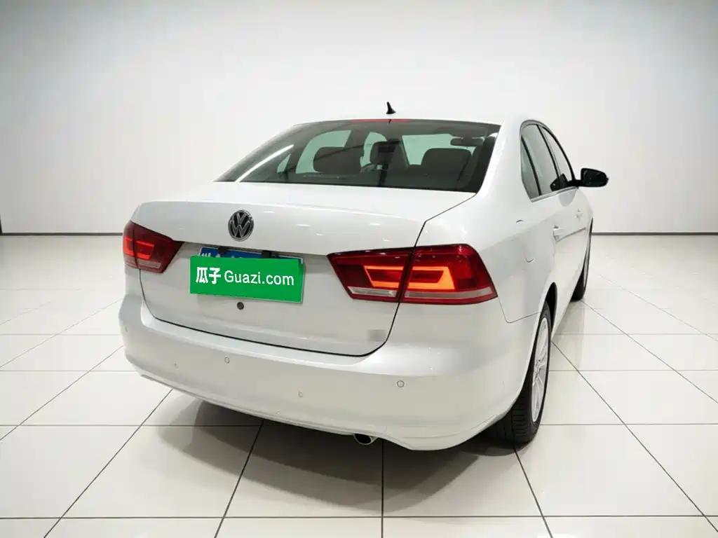 Volkswagen Santana — миниатюра 4