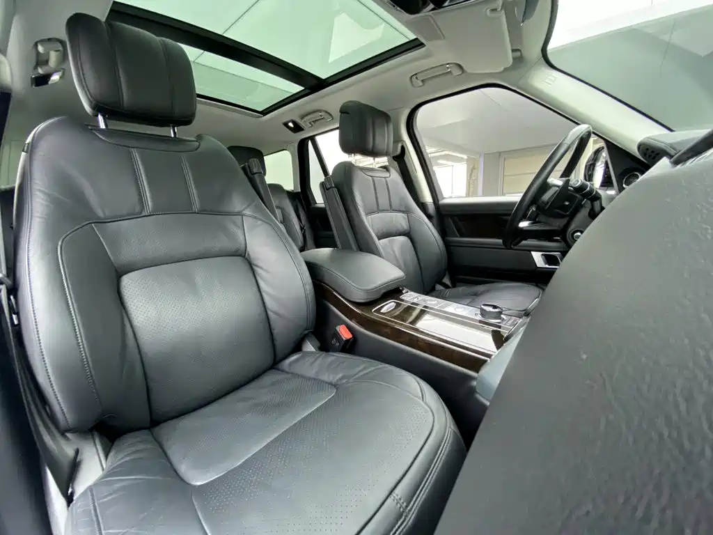 Land Rover Range Rover — миниатюра 23