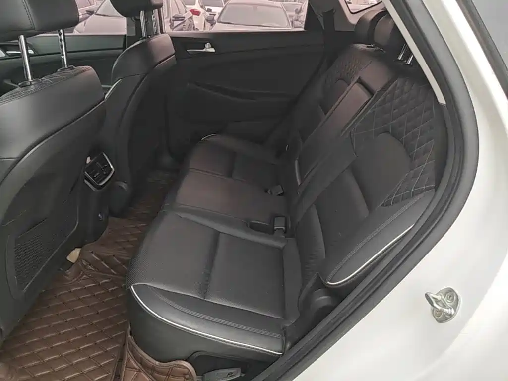 Hyundai Tucson — миниатюра 17