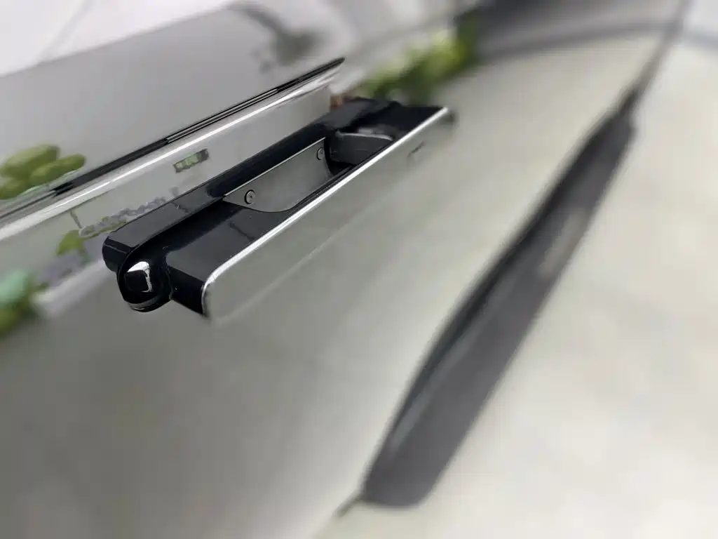 Land Rover Range Rover — миниатюра 16