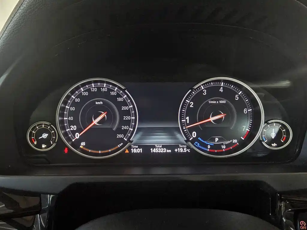 BMW X6 — миниатюра 15