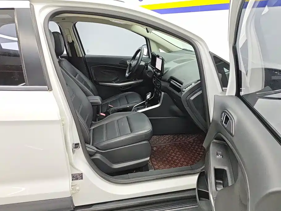 Ford Ecosport — миниатюра 8