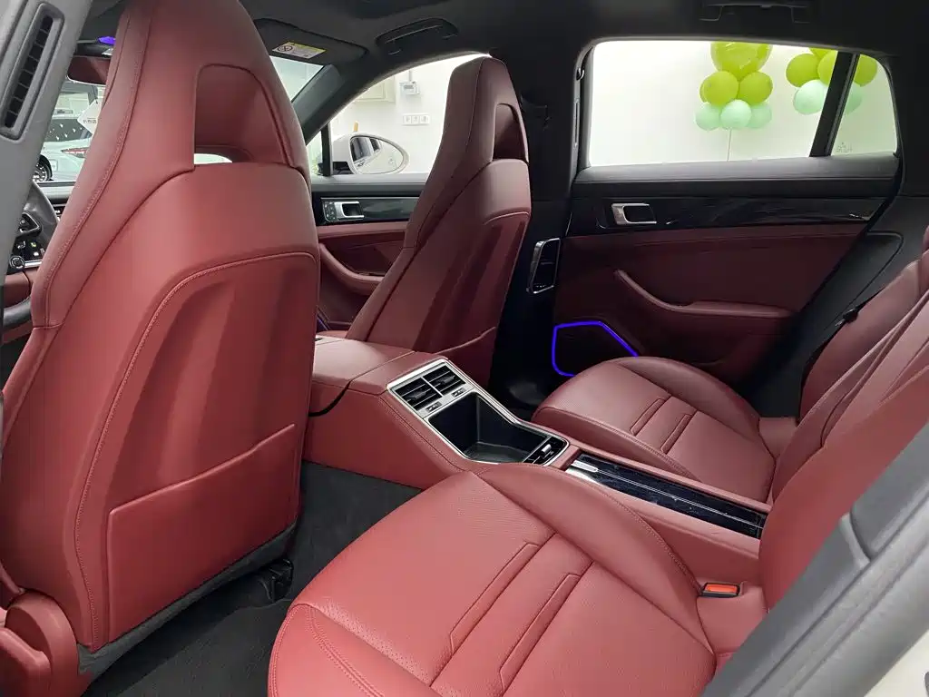 Porsche Panamera — миниатюра 32