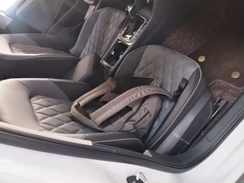 Volkswagen Sagitar — миниатюра 25