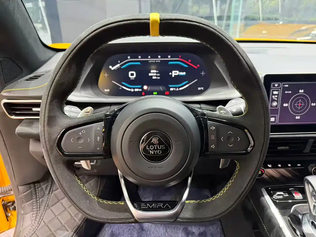 Lotus Emira — миниатюра 7