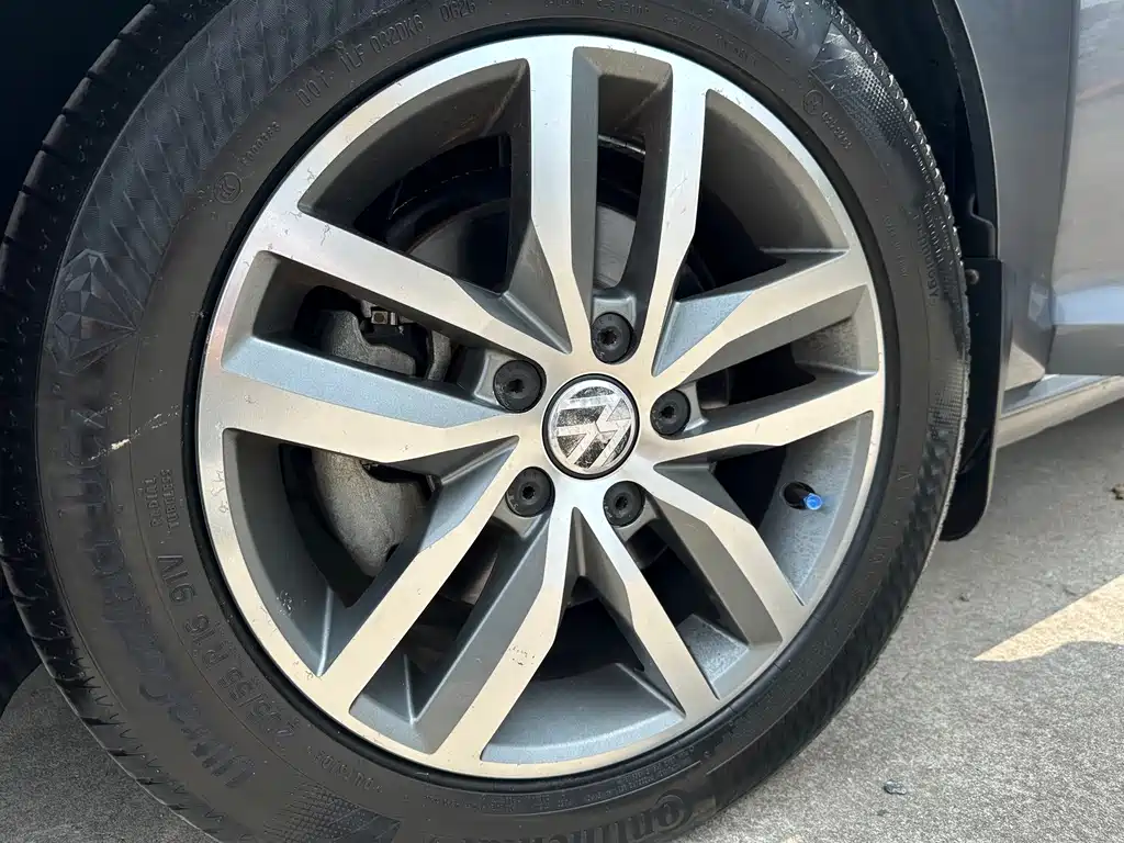 Volkswagen Golf — миниатюра 16