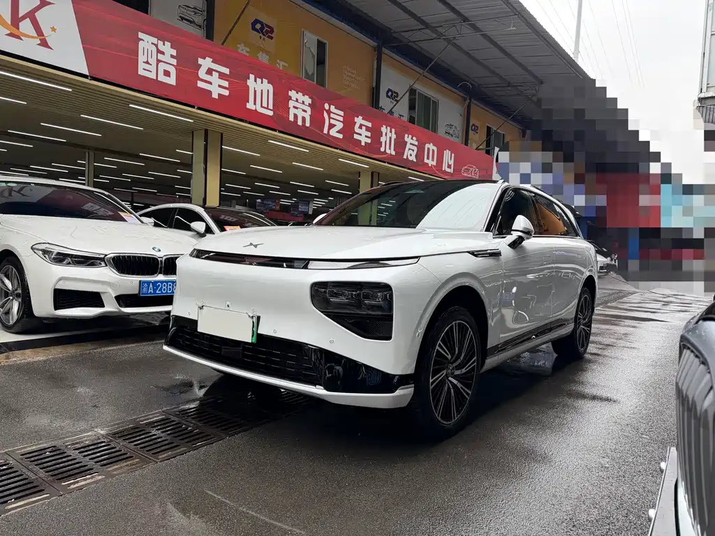 XPeng G9