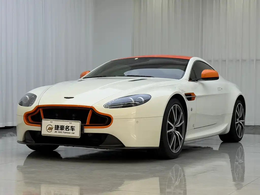 Aston Martin V8 Vantage 2016 4.7L Coupe Edition 5