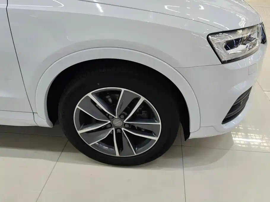 Audi Q3 — миниатюра 6