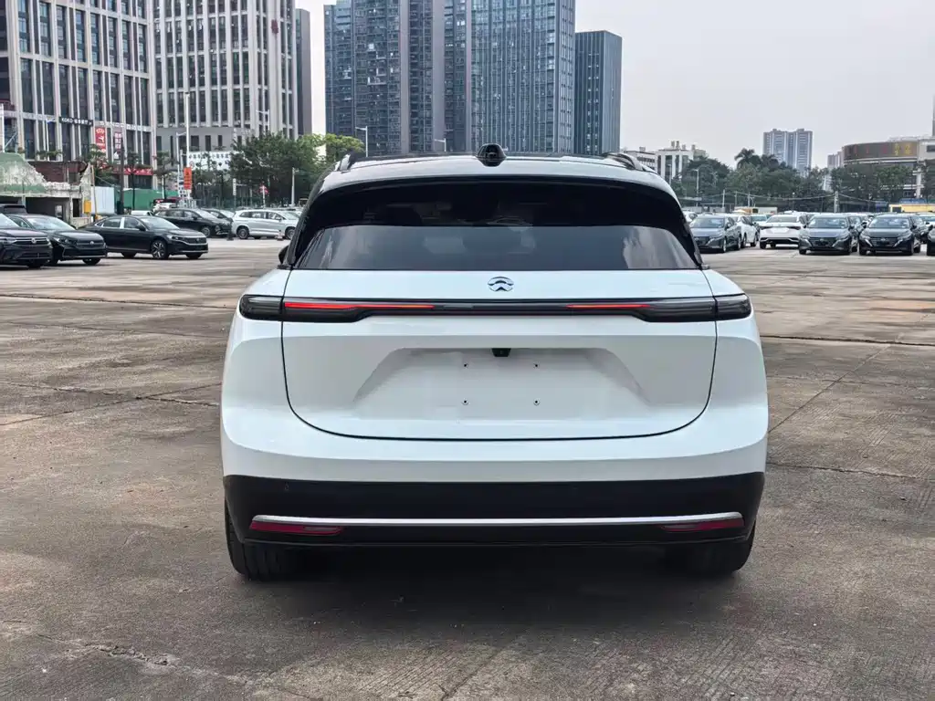 NIO ES6 — миниатюра 5