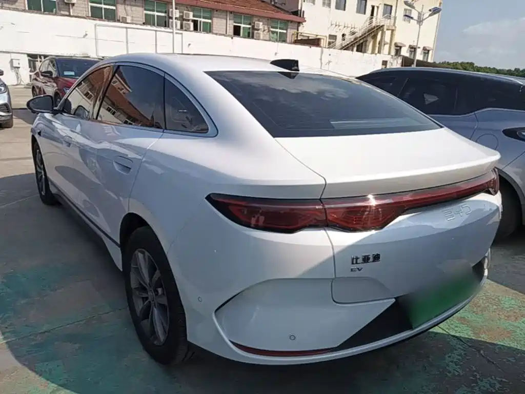 BYD Qin L — миниатюра 5
