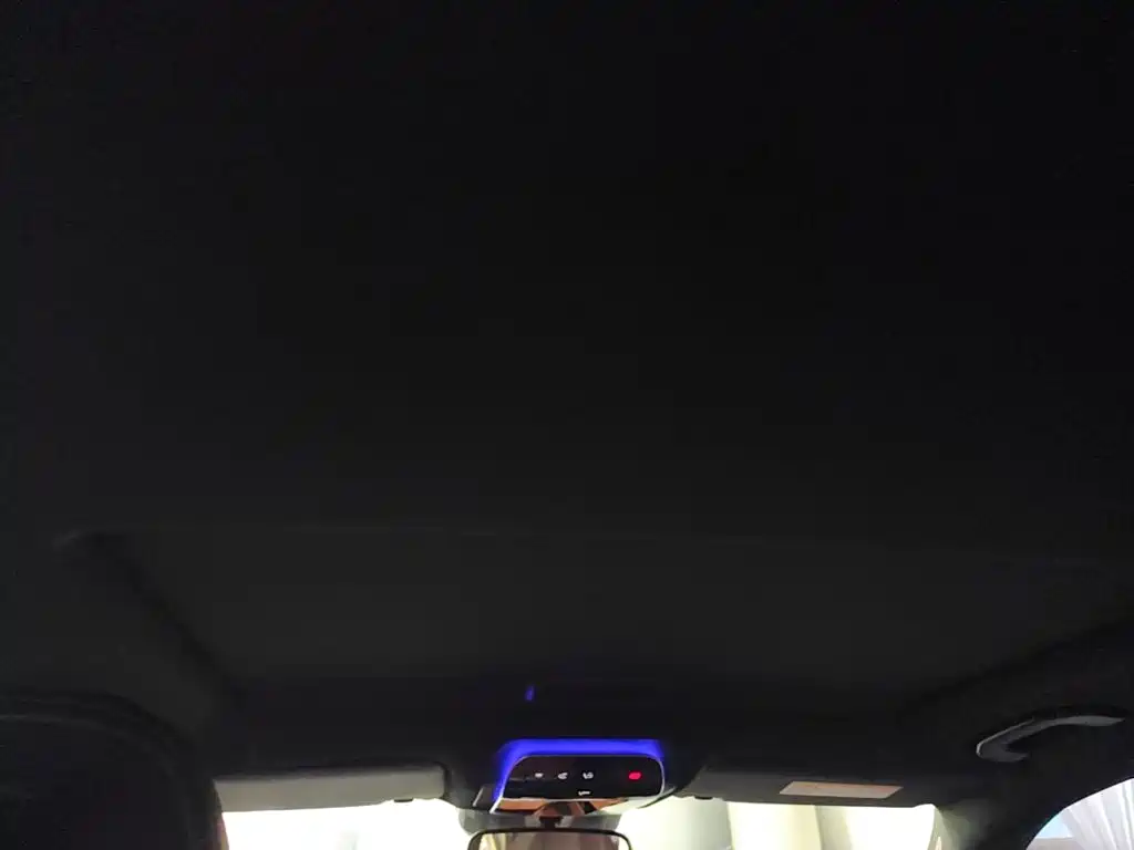 Mercedes-Benz C-Class — миниатюра 18