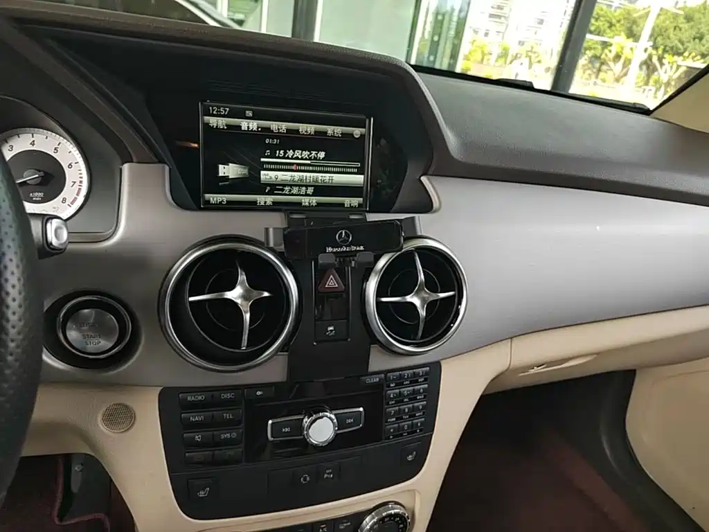 Mercedes-Benz GLK-Class — миниатюра 13