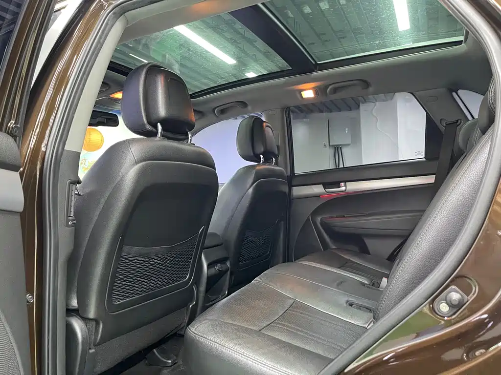 Kia Sorento — миниатюра 20