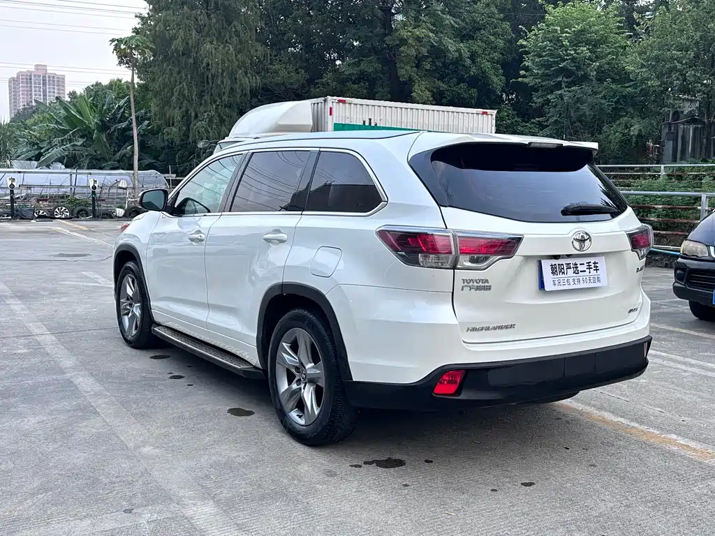 Toyota Highlander — миниатюра 6