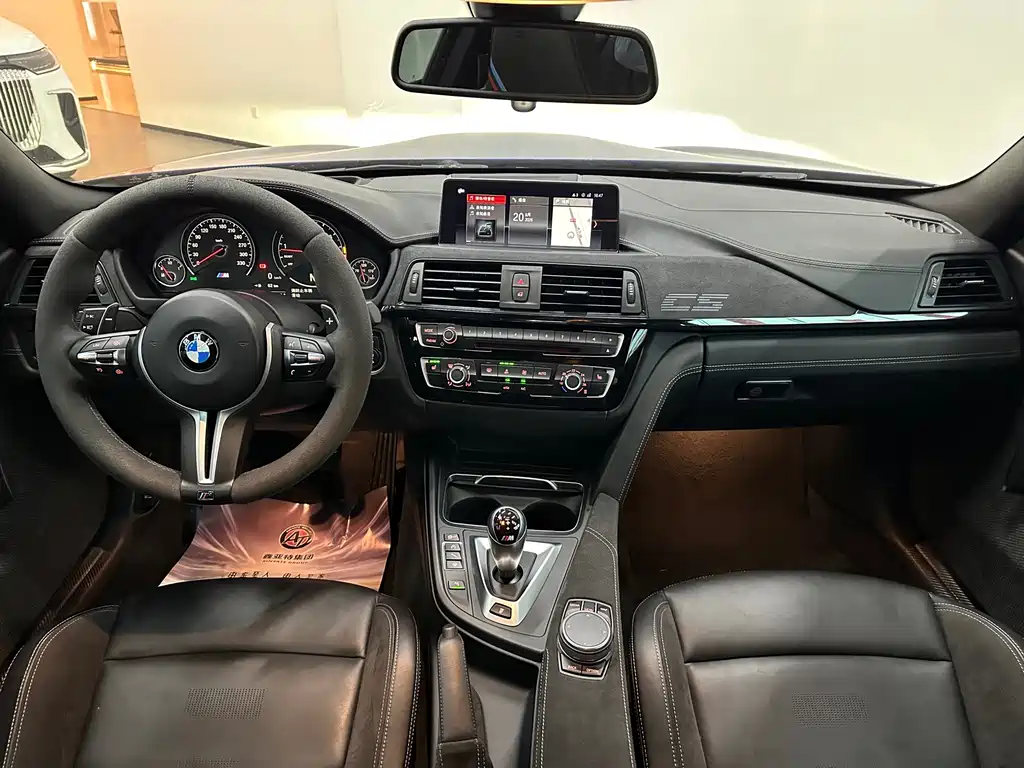 BMW M4 — миниатюра 21