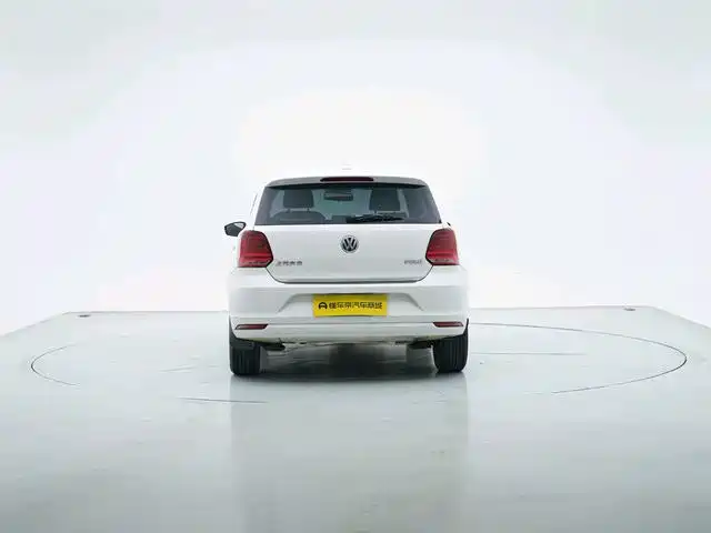 Volkswagen Polo — миниатюра 6
