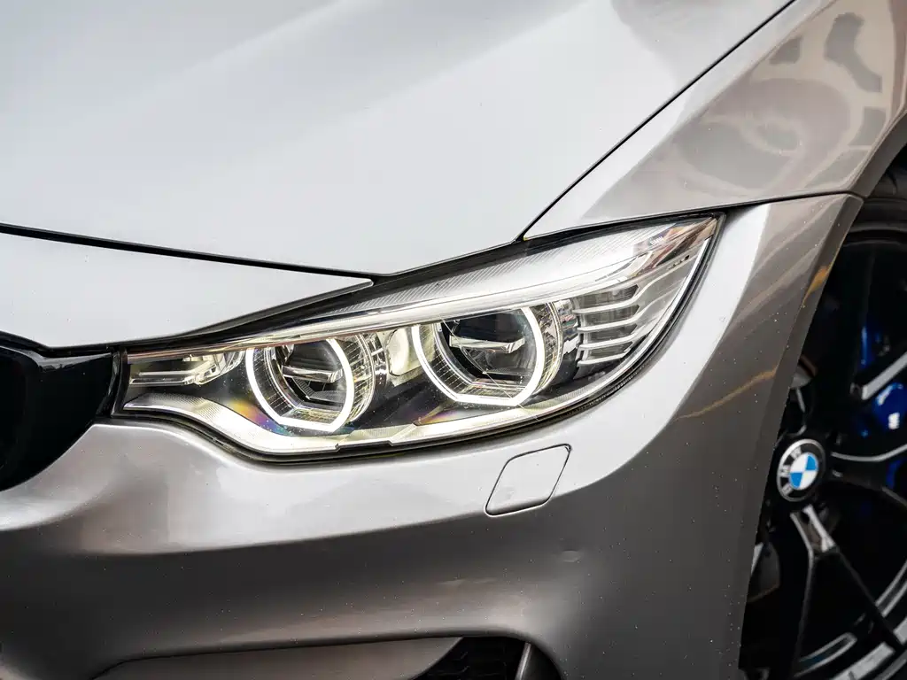 BMW M4 — миниатюра 6