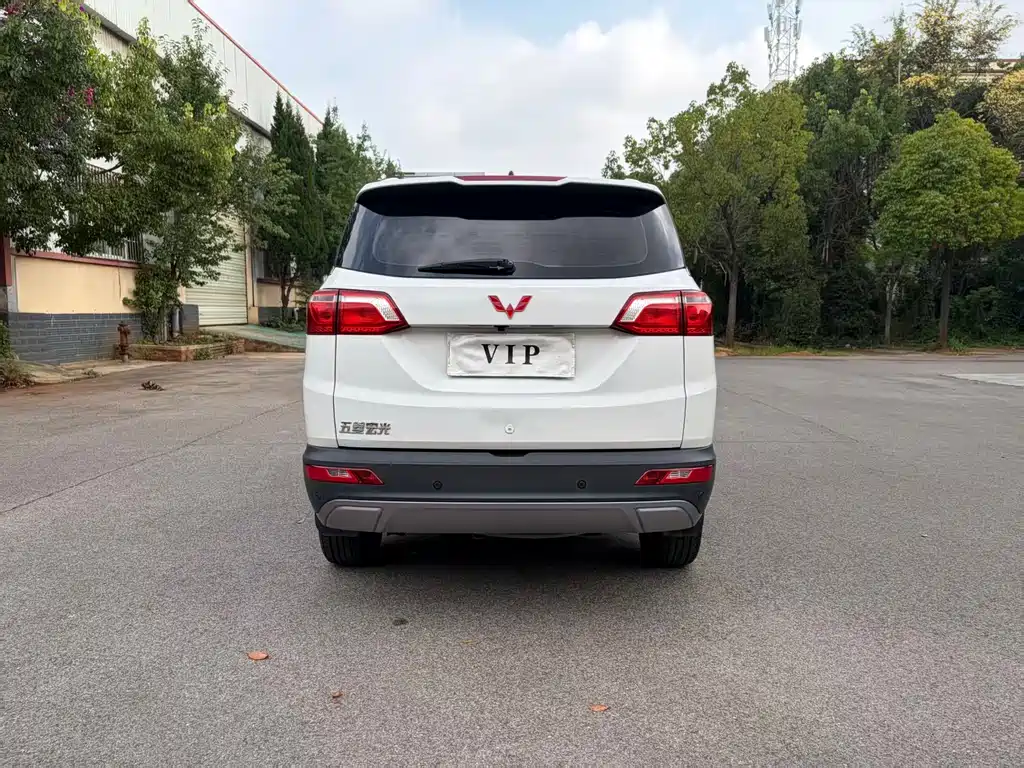 Wuling Hongguang S3 — миниатюра 8