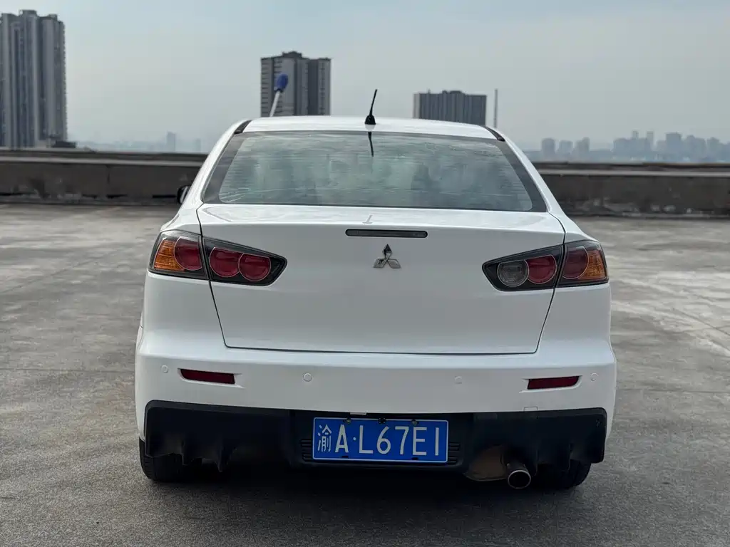 Mitsubishi Lancer EX — миниатюра 5
