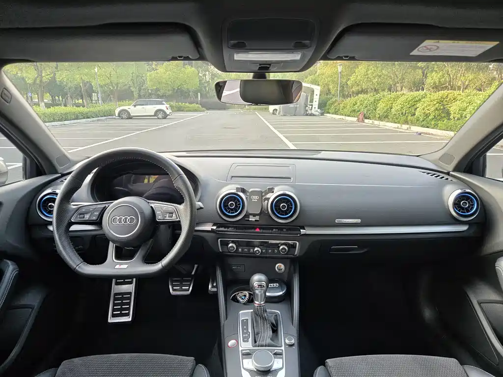 Audi S3 — миниатюра 6