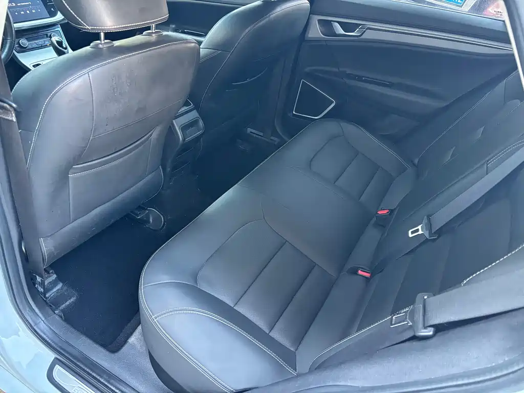 GEELY AUTOMOBILE EMGRAND GL