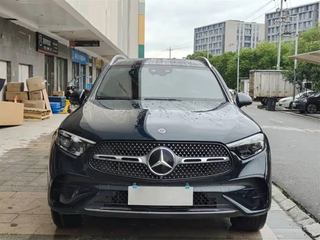 Mercedes-Benz GLC 2023 GLC 300 L 4MATIC Luxury 7 мест