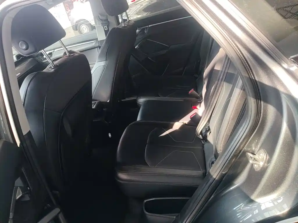 Audi Q3 Sportback — миниатюра 17