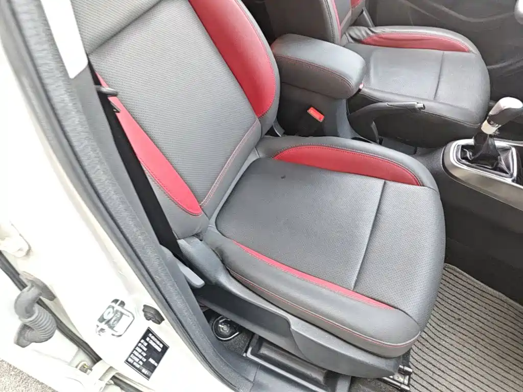 Changan CS15 — миниатюра 25