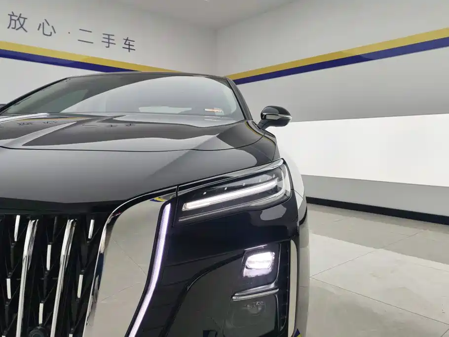 Hongqi Hongqi H5 — миниатюра 5