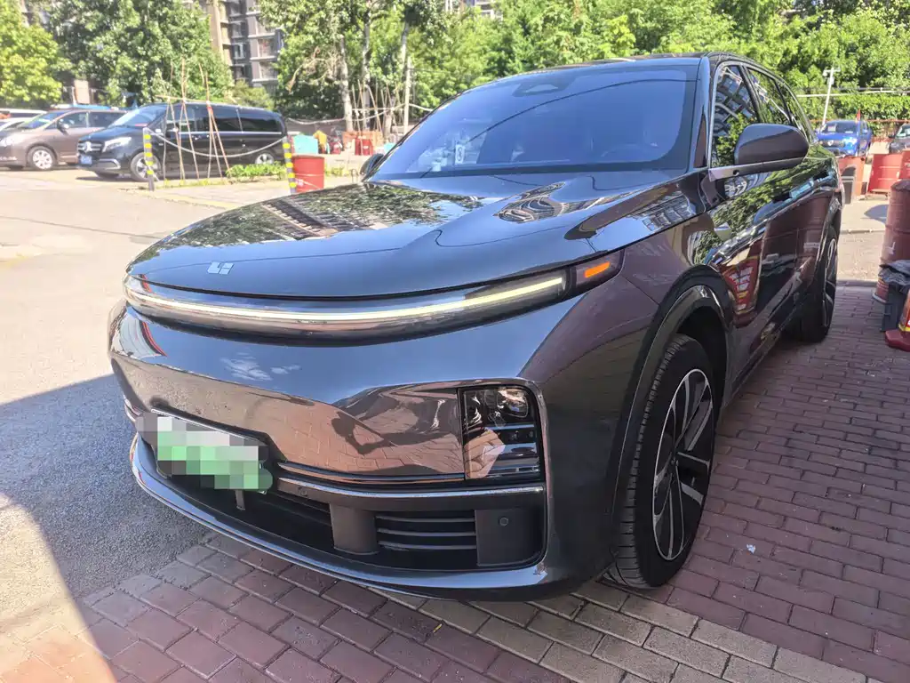 Li Auto L7