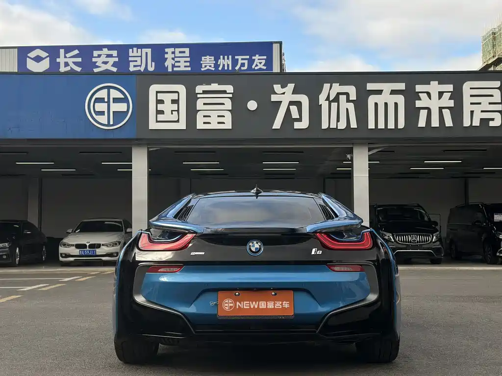 BMW i8 — миниатюра 13