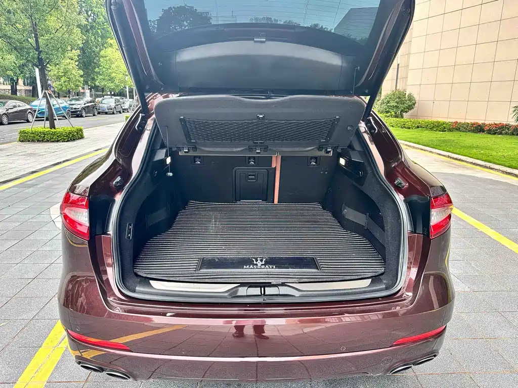 Maserati Levante — миниатюра 18