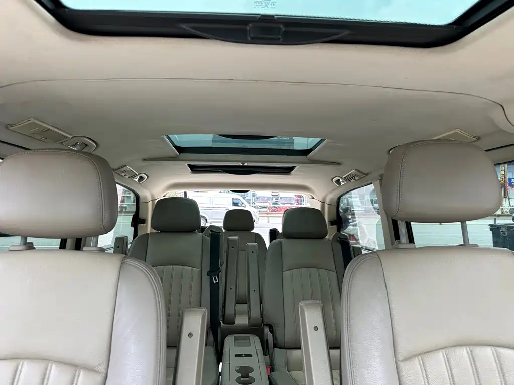 Mercedes-Benz Viano — миниатюра 17