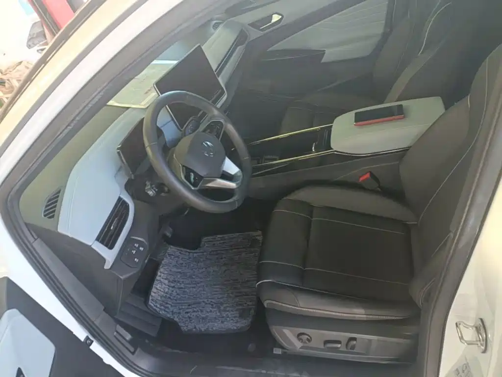 Volkswagen ID.4 X — миниатюра 15