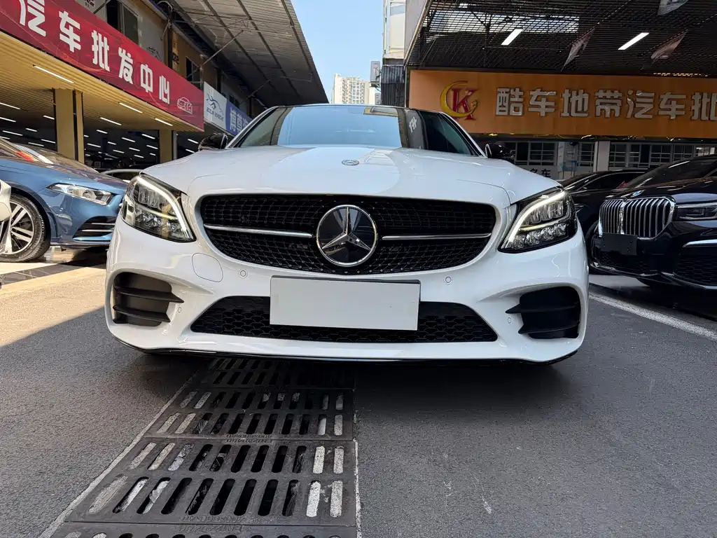 Mercedes-Benz C-Class — миниатюра 3