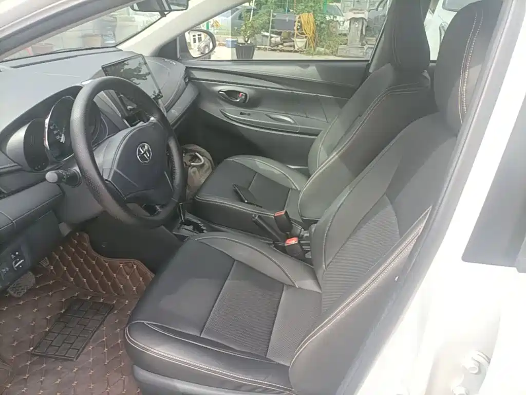 Toyota Vios FS — миниатюра 15