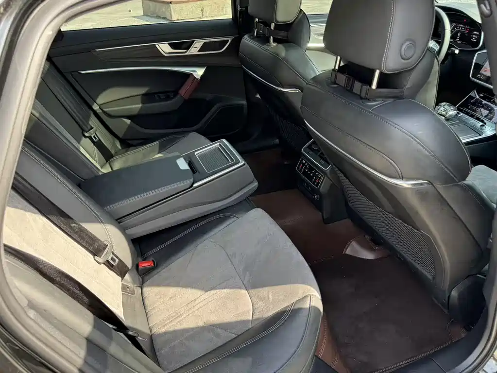 Audi A6L — миниатюра 13